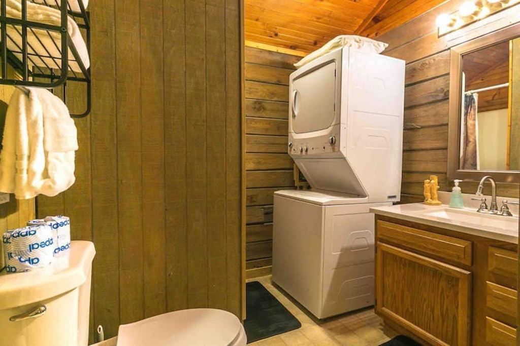 The Fishing Hole Cabin - Sage Vacations 개틀린버그 외부 사진