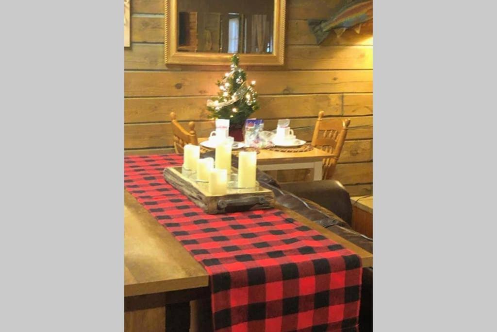 The Fishing Hole Cabin - Sage Vacations 개틀린버그 외부 사진