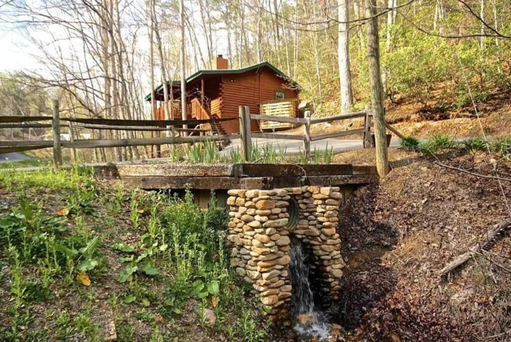 The Fishing Hole Cabin - Sage Vacations 개틀린버그 외부 사진